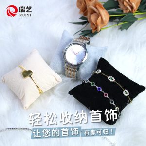 Gros oreiller en flanelle multi-tailles boîte de montre oreiller intérieur boîte d'emballage de bijoux petit oreiller bracelet présentoir de bracelet – Image 3