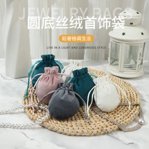 Sac en flanelle de bijoux transfrontaliers épaissi sac à main en dentelle de velours double face bracelet sac bracelet de jeu culturel en jade – Image 3