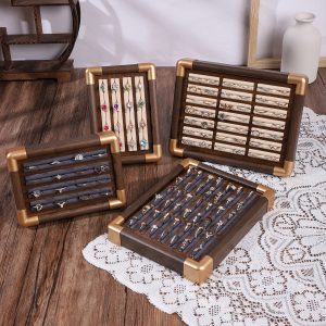 Spot transfrontalier rétro présentoir à bagues à bijoux présentoir à bagues en noyer présentoir de stockage présentoir à bijoux canal de prise de vue – Image 3
