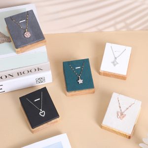 Accessoires d'affichage de bijoux transfrontaliers, présentoir de collier multicolore, ornement d'affichage de porte-bijoux de siège à pendentif unique – Image 3