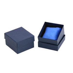 Spot en gros boîte de montre exquise boîte d'emballage ciel et terre couverture montre boîte à bijoux boîte-cadeau fabricant peut estamper à chaud le logo – Image 4
