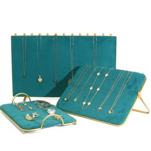 Présentoir à bijoux présentoir à bijoux lumière de luxe flanelle verte cadre photo collier support accessoires de prise de vue plateau à bagues – Image 5