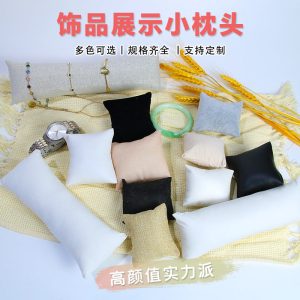 Gros oreiller en flanelle multi-tailles boîte de montre oreiller intérieur boîte d'emballage de bijoux petit oreiller bracelet présentoir de bracelet – Image 4