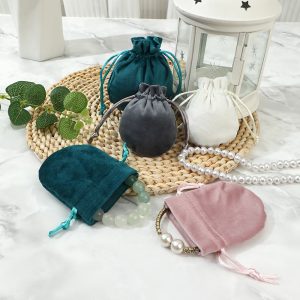 Sac en flanelle de bijoux transfrontaliers épaissi sac à main en dentelle de velours double face bracelet sac bracelet de jeu culturel en jade – Image 1