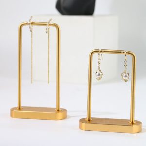 Ventes directes d'usine créatif porte-boucles d'oreilles porte-bijoux porte-boucles d'oreilles accessoires de diffusion en direct stand accessoires de tir présentoir en métal – Image 1