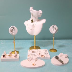 Présentoir à bagues en résine, boucles d'oreilles créatives, plaque de rangement et de finition, porte-bague polygonal, accessoires d'affichage de paires d'alliances – Image 4