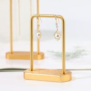 Ventes directes d'usine créatif porte-boucles d'oreilles porte-bijoux porte-boucles d'oreilles accessoires de diffusion en direct stand accessoires de tir présentoir en métal – Image 2